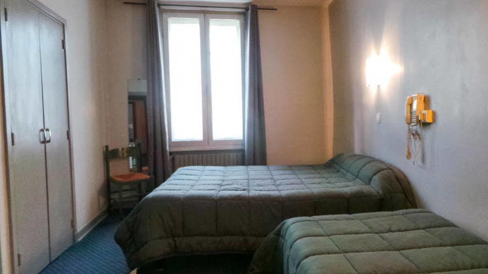 Logis Hotel Saint Jacques 발랑스 외부 사진