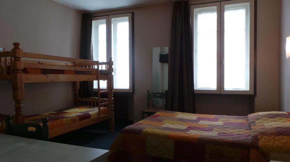 Logis Hotel Saint Jacques 발랑스 외부 사진