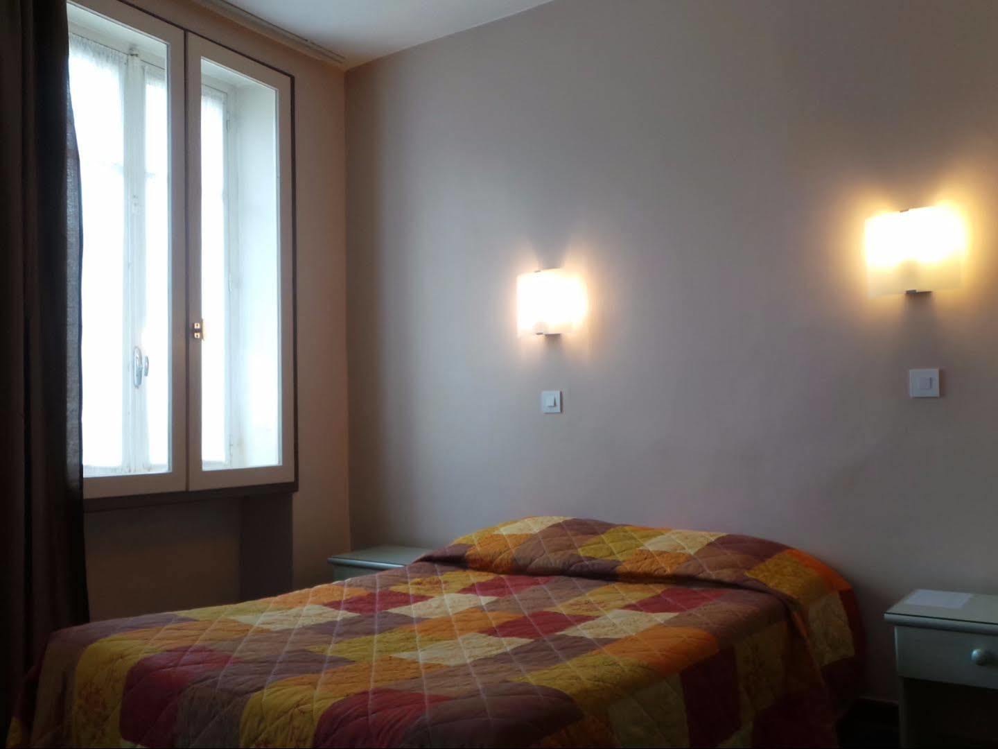 Logis Hotel Saint Jacques 발랑스 외부 사진