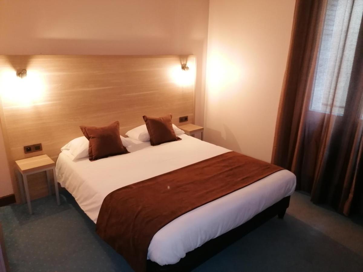 Logis Hotel Saint Jacques 발랑스 외부 사진