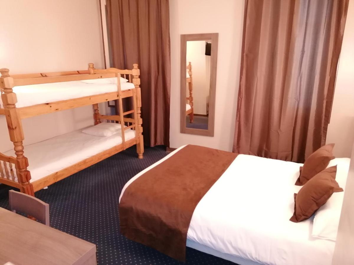 Logis Hotel Saint Jacques 발랑스 외부 사진